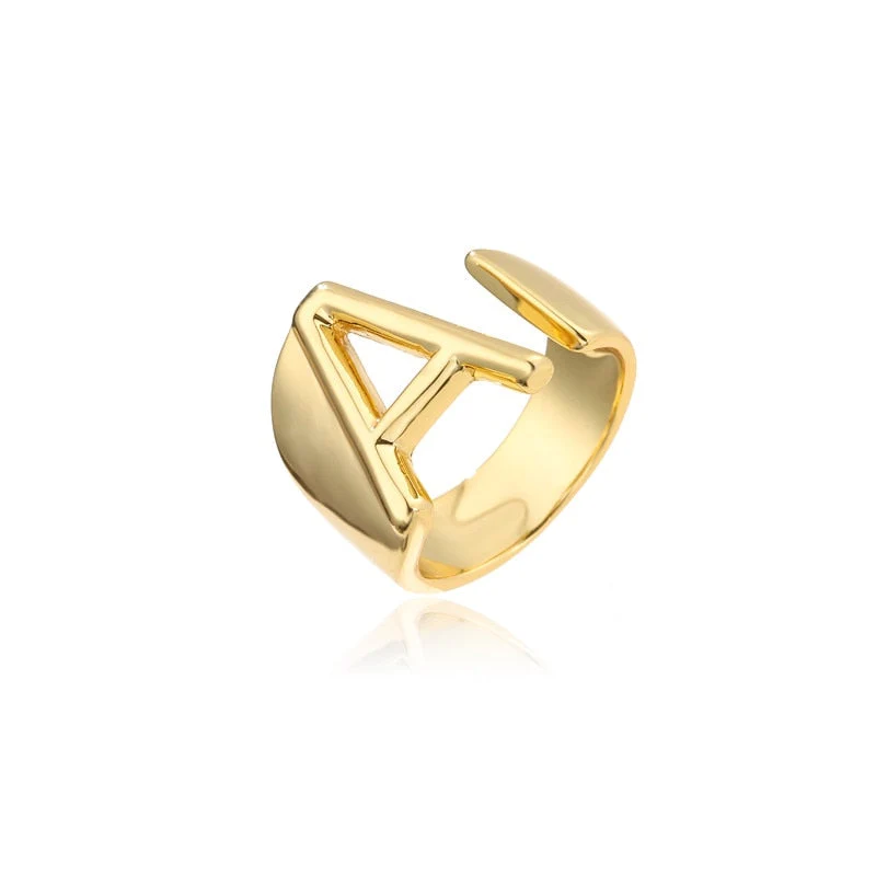 Anel de Letra Dourado Ajustável Bellorie - Image 3